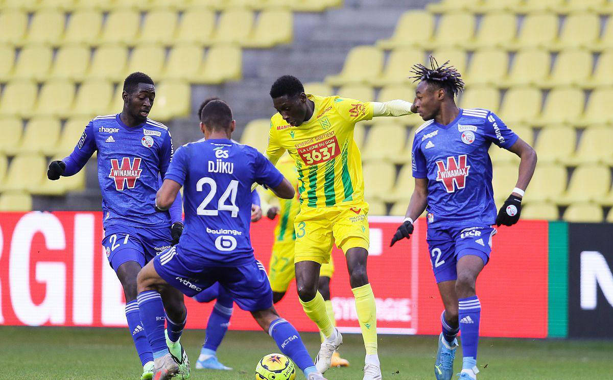 梅斯客场不敌斯特拉斯堡,遭遇连败 梅斯客场不敌斯特拉斯堡,遭遇连败