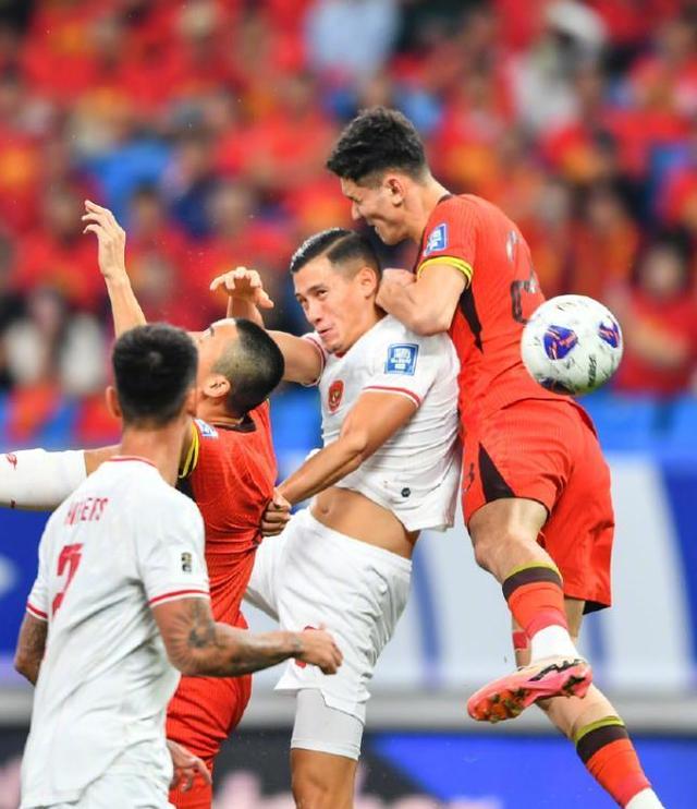 连胜终结!韩国队足球赛事中意外夺冠 连胜终结!韩国队足球赛事中意外夺冠