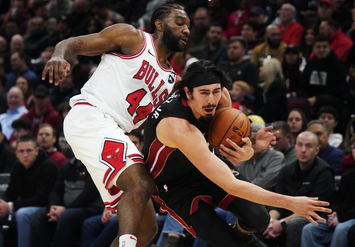 公牛,冲击季后赛,险胜! 公牛,冲击季后赛,险胜!