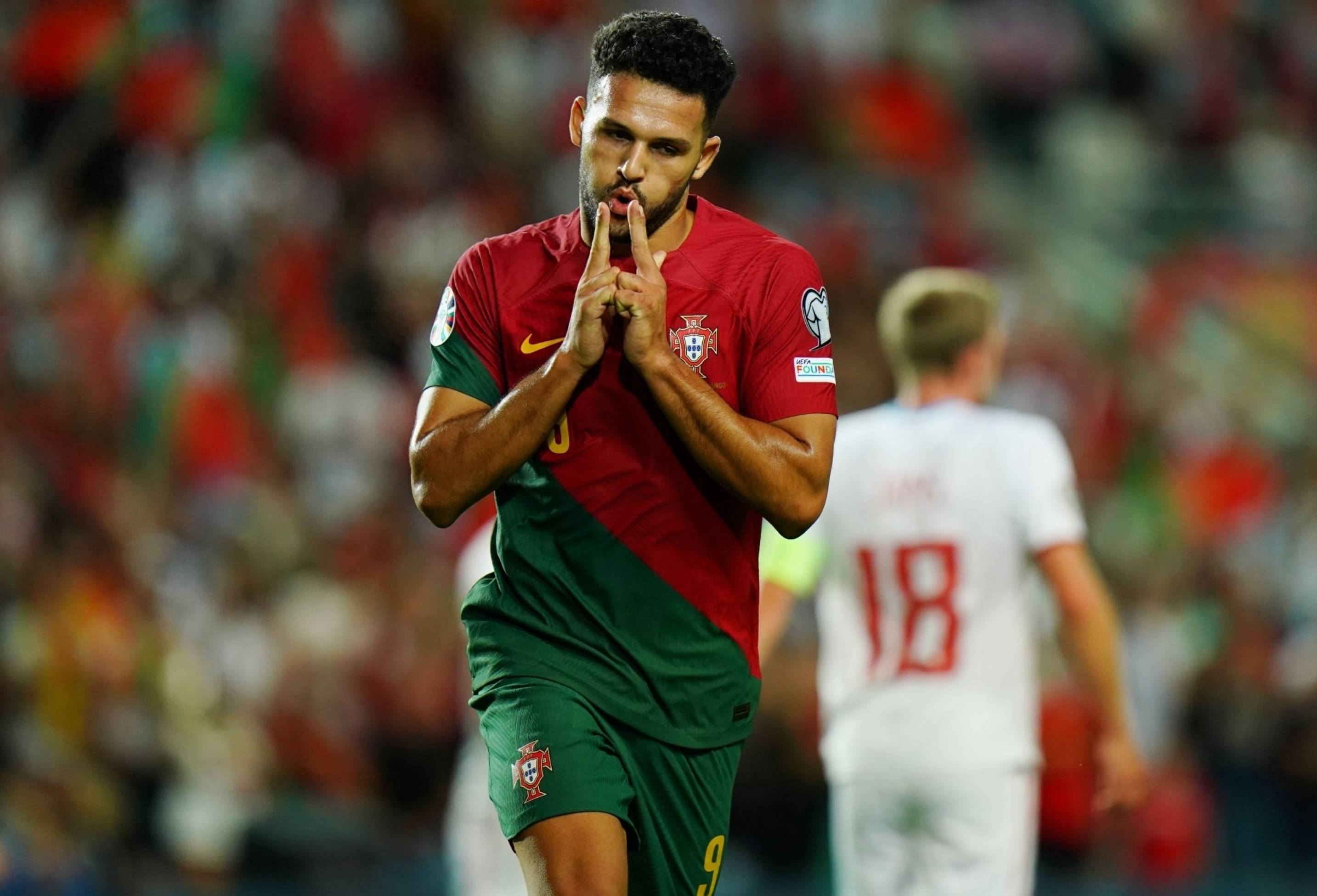 C罗新星锐不可当表现突出,公牛前途光明! C罗新星锐不可当表现突出,公牛前途光明!